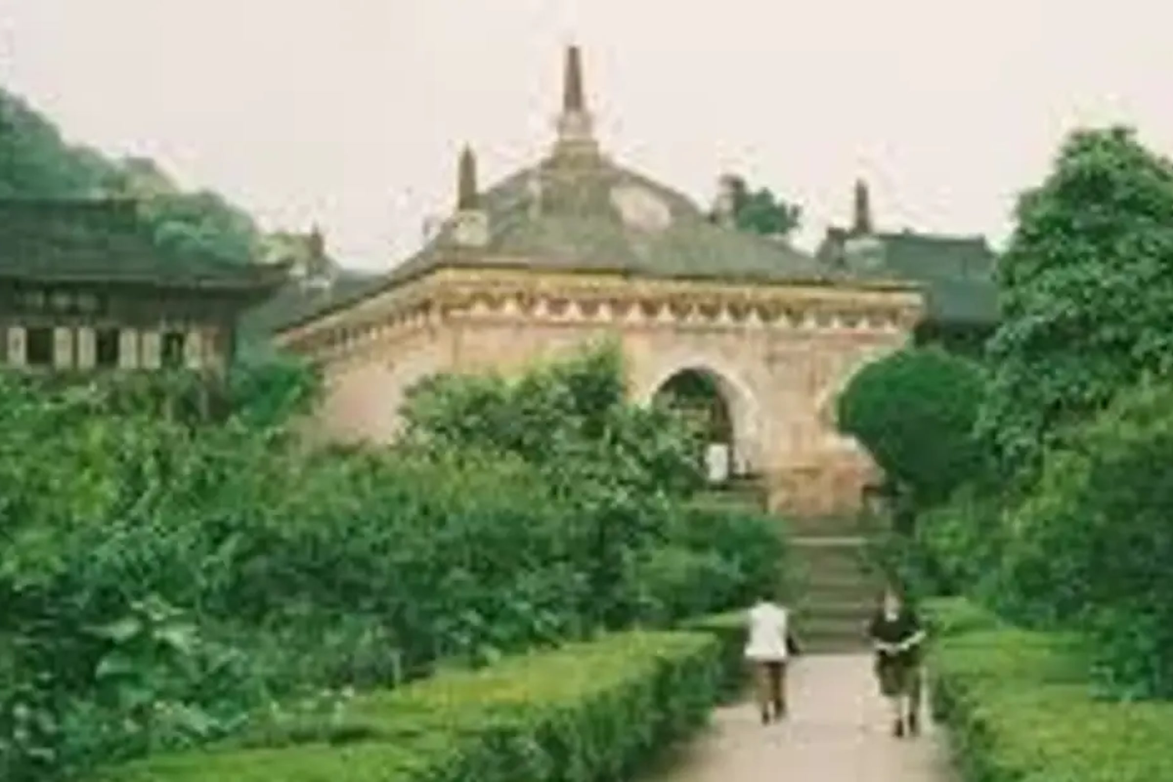 Mount Emei Day Tour from Chengdu